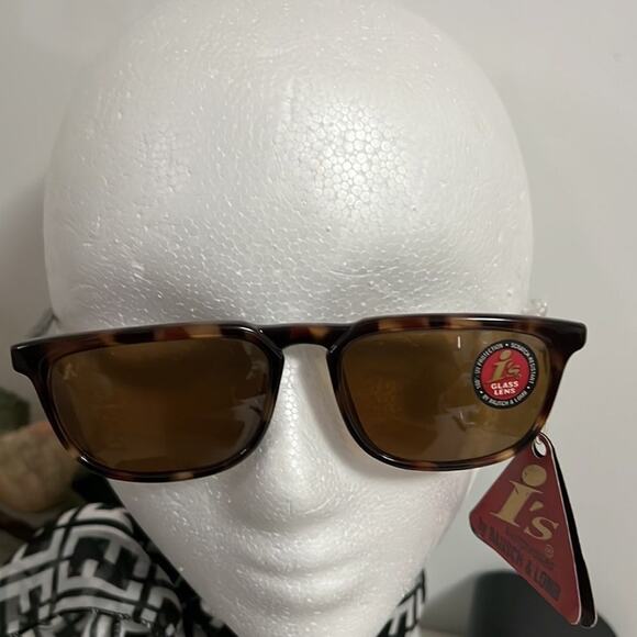BAUSCH & LOMB I’S SUNGLASSES‎ NWT W1823 - Picture 1 of 6